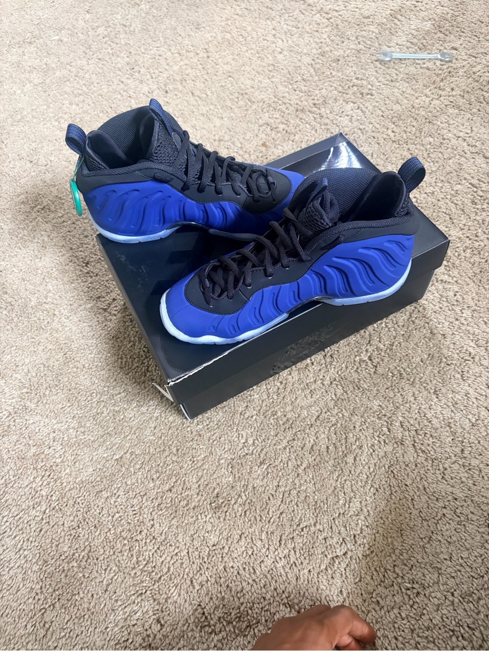 Nike Kids Blue and Black Foamposite Sneakers - Size 4.5 - Picture 3 of 16